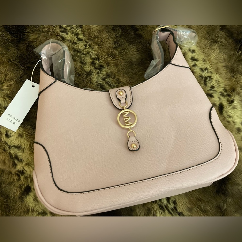 Marilyn Monroe Pocketbook NEW Strap Purse MM Beautiful!